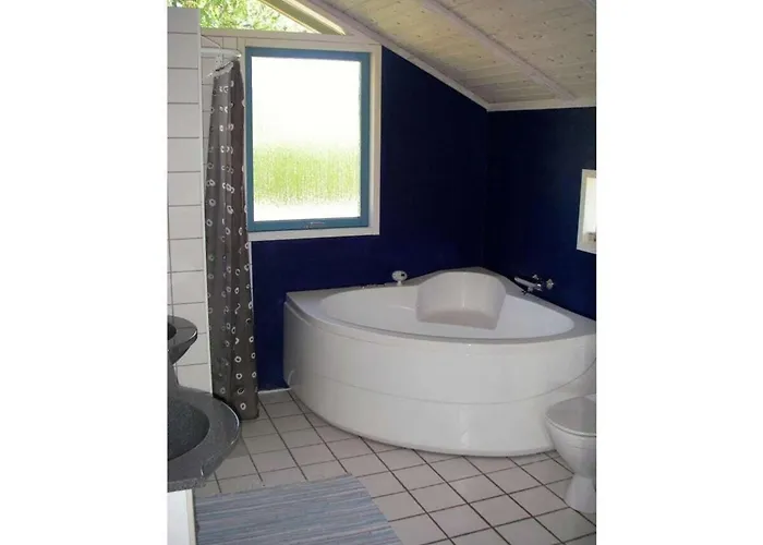 Whirlpool Comfortable * Binderup Strand